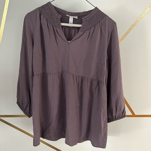 Isabel Maternity NWT Purple Smocked V-Neck Babydoll Top XS Long Sleeve - Picture 4 of 8